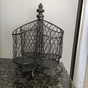 Spinning Utensils Holder